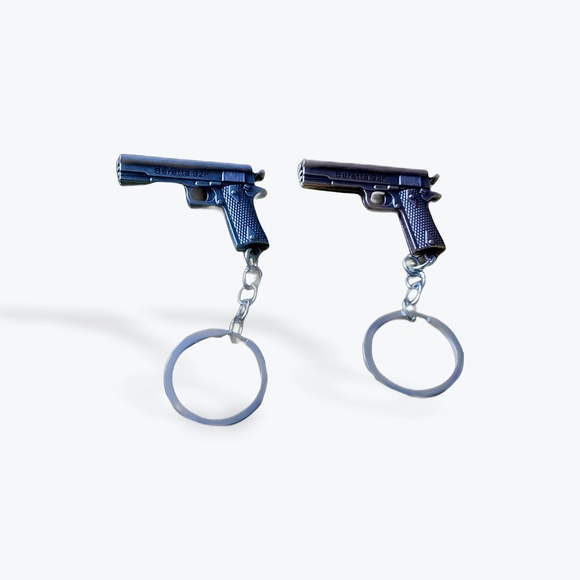 Pistol Gun Beretta 92F Metal Alloy Key Chain - Picture 3 of 3